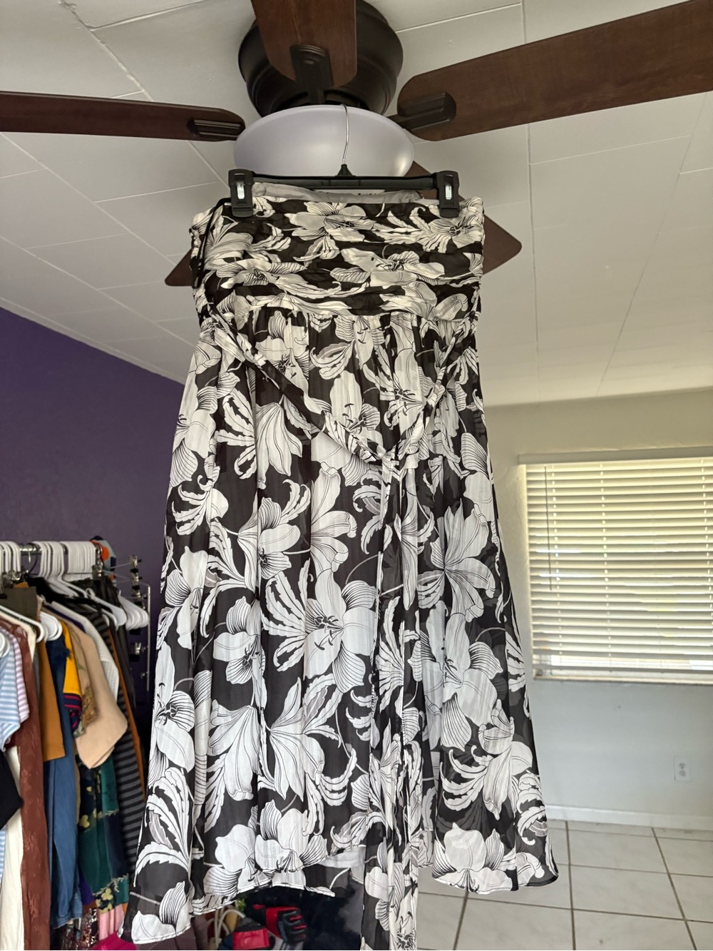 Women’s Black & White Floral Strapless Dress